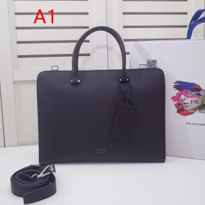 2色可選 ビジネスバッグ クラシカルな雰囲気 2020年春夏流行ファッション プラダ PRADA