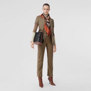 普段使いにも最適なアイテム バーバリー BURBERRY 人気の高いブランド レディースバッグ