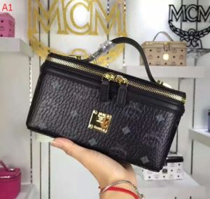 2020新作 エムシーエム コピー MCM 手持ちショルダー掛け 多色可選 目玉商品