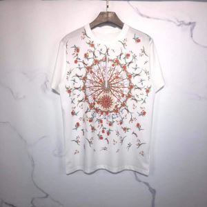 ファッショニスタを中心に新品が非常に人気 半袖Tシャツ 2色可選2020春新作 ジバンシー GIVENCHY