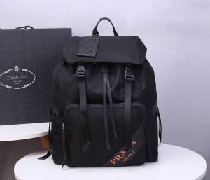 2020年春夏コレクション リュック 注目されている プラダ PRADA 注目度が上昇中