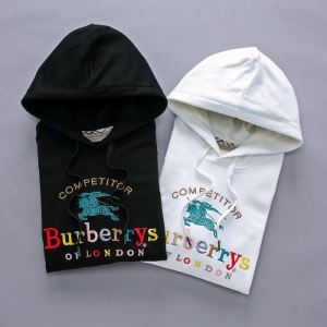 2色可選 今季トレンド新作はこれ バーバリー 秋冬に大注目のカラー BURBERRY 2020秋冬最重要アイテム パーカー もちろん相性抜群