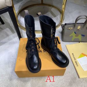 2色可選 ルイ ヴィトン2020秋に注目したい LOUIS VUITTON 一番おしゃれ秋冬トレンド レザーブーツ おしゃれさんはいち早く取り