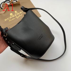 20SS☆送料込 バーバリー BURBERRY 累積売上総額第１位 レディースバッグ 普段のファッション