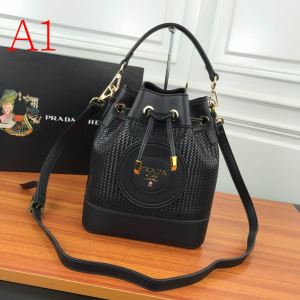 多色可選 プラダ PRADA 2020春新作 レディースバッグ ファッションに取り入れよう