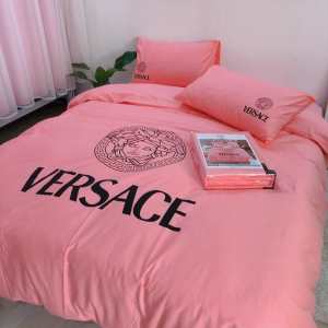 ヴェルサーチ 2020秋冬トレンドアイテム VERSACE 寝具4点セット 人気ファッション雑誌でも掲載