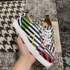 男女兼用 スニーカー、靴 2020年の春夏に着たい 季節をまたい新作アイテム クリスチャンルブタン Christian Louboutin