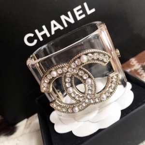 シャネル１点限りVIPセール CHANEL オススメのアイテムを見逃すな ヘアアクセサリー