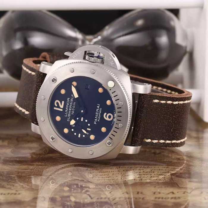 高級感溢れるデザイン2020 パネライ PANERAI 3針クロノグラフ 日付表示 腕時計