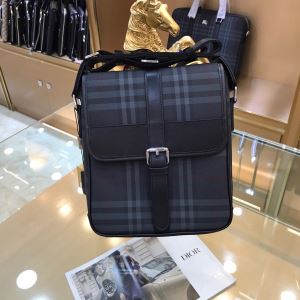 バーバリー BURBERRY ビジネスバッグ 2020年の春夏に着たい る春夏おすすめの人気商品