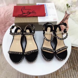 2020新品入荷 CHRISTIAN LOUBOUTIN 2色可選ハイヒール 最終数量限りクリスチャンルブタン
