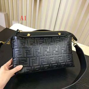 ショルダーバッグ フェンディ FENDI 大人っぽい 3色可選 超定番人気