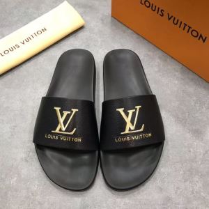 夏の大人カジュアルスタイル サンダル ルイ ヴィトン 2020年の夏のマスト LOUIS VUITTON クールな印象を引き立て