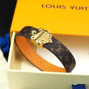 ブレスレット 世界共通のアイテム ルイ ヴィトン 是非ともオススメしたい LOUIS VUITTON