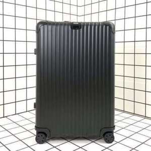 ブランドの話題の新作も リモワ Rimowa 大人っぽく着こなし スーツケース2020SSのトレンド商品
