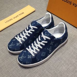 カジュアルシューズ 素敵なスタイルで夏の定番 2020春夏も引き続きトレンド ルイ ヴィトン LOUIS VUITTON