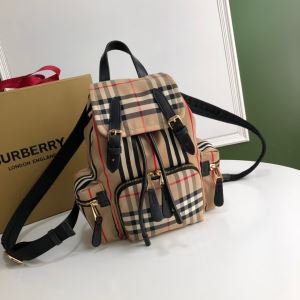 限定アイテムが登場 バーバリー BURBERRY 通勤通学どちらでも使え レディースバッグ