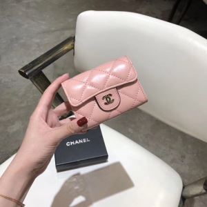 2020春夏の大注目トレンド 春夏のトレンドアイテム シャネル CHANEL 財布 2色可選