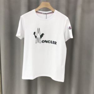 コーデの完成度を高める 2色可選 半袖Tシャツ お手頃プライス モンクレール MONCLER さらに魅力的