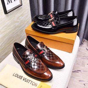 馴染みやすいスタイル美品 2色可選 2020夏ファション新品 革靴 LOUIS VUITTON ルイ ヴィトン