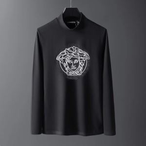 ヴェルサーチ 2色可選 VERSACE手の届きやすい価格帯 長袖Tシャツ 定番人...