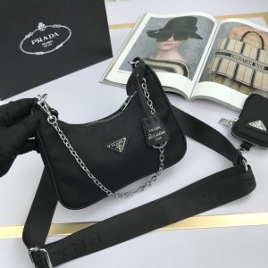 2020SS人気 レディースバッグ 今回注目する プラダ PRADA 2年以上連続１位獲得