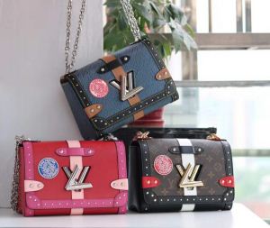 絶妙な新商品 ショルダーバッグ 3色可選 LOUIS VUITTON ルイ ヴィトン 格好良いアイテム