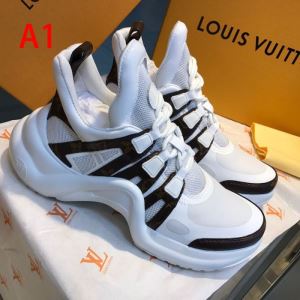 3色可選 上品に着こなせ スニーカー 日本未入荷カラー ルイ ヴィトン LOUIS VUITTON 人気ランキング最高