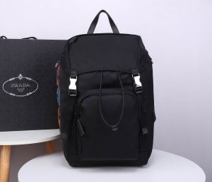 20新作です リュック 安心安全人気通販 プラダ PRADA ストリート系に大人気