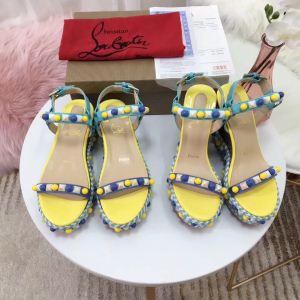 超激安価格2色選択可 ハイヒールクリスチャンルブタン売れ筋 CHRISTIAN LOUBOUTIN