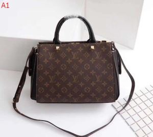 高品質 人気 2020春夏新作3色可選 ルイ ヴィトン LOUIS VUITTON 手持ちショルダー掛け