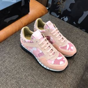 海外セレブは大人気 VALENTINO ヴァレンティノ カジュアルシューズ 3色可選 男女兼用 2020年春夏シーズンの人気