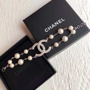 シャネル今季の主力おすすめ CHANEL 本当に嬉しいアイテム ブレスレット 差をつけたい人にもおすすめ