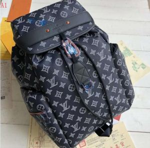 大人気ブランド 2020最安値 ルイ ヴィトン LOUIS VUITTON SALE品追加 2色可選 リュック、バックパック
