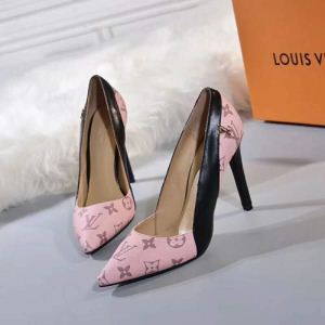 数量限定爆買いLOUIS VUITTONヴィトン パンプス コピーレディース痛くない走れるシューズおしゃれ靴通勤美脚2色可選