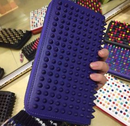 2020春夏 激安 ブランド　欧米韓流雑誌 クリスチャンルブタン Christian Louboutin 財布 最高ランク
