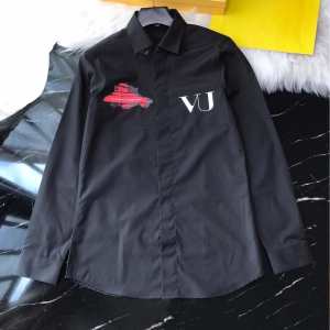 Valentino コレクション ヴァレンティノ 服 メンズ 202020存在感が強い今季人気色 カジュアル爽やか コーデ 長袖シャツ