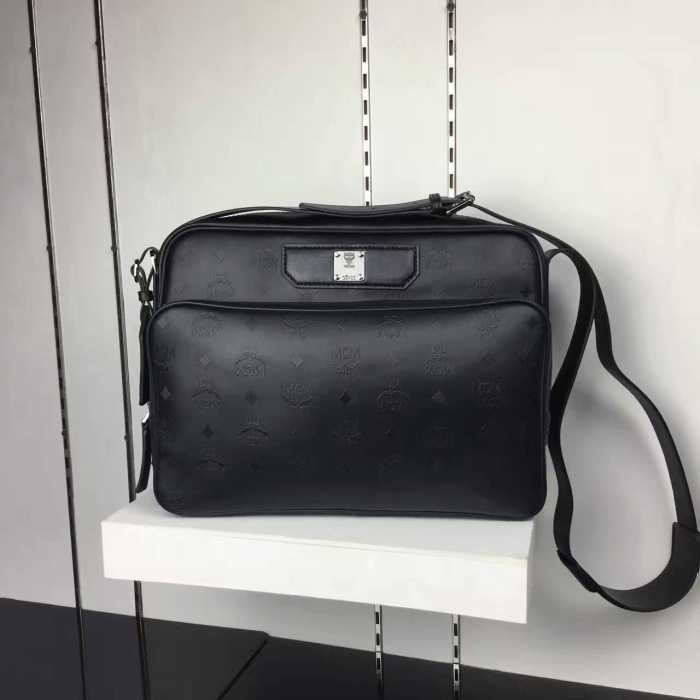 セール中エムシーエム コピー MCM ショルダーバッグ 2020