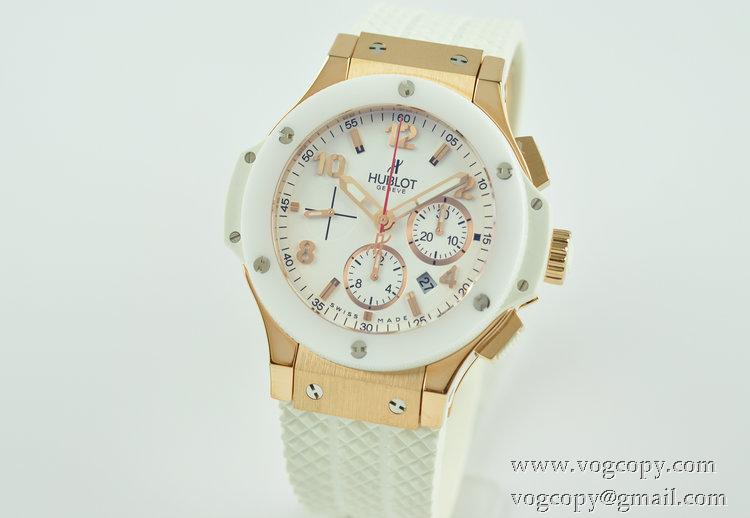 遊び心ある装飾を加えたウブロ メンズ腕時計 自動巻き 6針 サファイヤクリスタル風防 ラバー セラミック WHITE