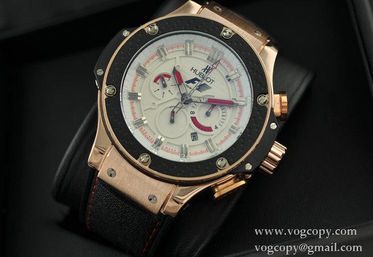 Hublotウブロ メンズ腕時計 自動巻き 6針クロノグラフ 日付表示 サファイヤクリスタル風防 ラバー ゴールド