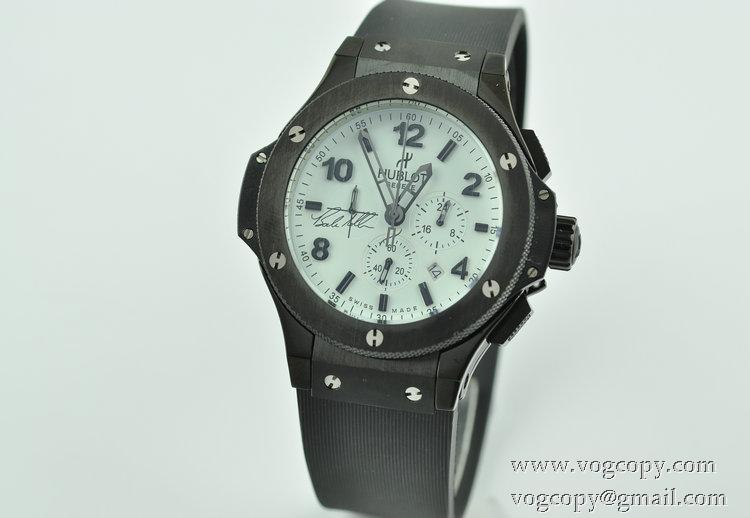 日本製クオーツ 6針クロノグラフ Hublotウブロ メンズ腕時計 日付表示 サファイヤクリスタル風防 44MM ラバー BLACK
