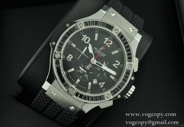 Hublotウブロ メンズ腕時計 日本製クオーツVK クロノグラフ 日付表示 サファイヤクリスタル風防 ダイヤベゼル ラバー