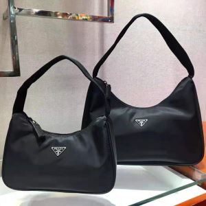 多色選択可 爽やかな雰囲気に仕上げる レディースバッグ 毎年トレンドアイテムが出る プラダ PRADA 2020春夏は人気定番