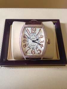高級感演出 FRANCK MULLER フランクミュラースーパーコピー 高い審美性を誇る腕時計