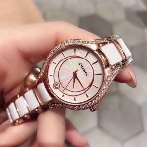 高品質な シャネル CHANEL2020秋冬の定番新品到来女性用腕時計 2色可選売上ランキング1位