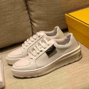 今季トレンド抜け感新品 フェンディ 支持率が高い秋冬最新作 FENDI 202020秋冬取り入れやすい ランニングシューズ