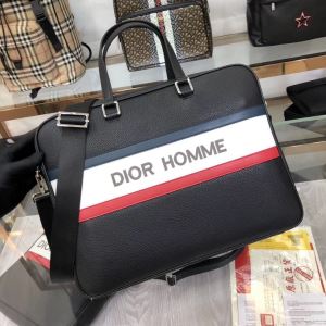 注目度が上昇中 ディオール2020SS人気 DIOR 最先端のスタイル ショルダーバッグ