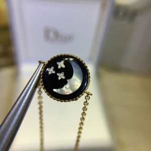 ブレスレット 春夏のトレンドアイテム ディオール2020春夏の大注目トレンド DIOR 2色可選 大胆なデザイン
