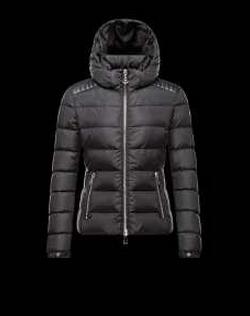 高級感溢れる 2020秋冬 MONCLER モンクレール今季注目の ダウンジャケット