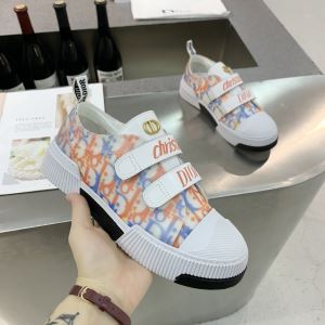 ランニングシューズ おしゃれ感度が高い秋冬トレンド ディオール 先取り 20202020秋冬ファッション DIOR 寒い季節トレンド上品